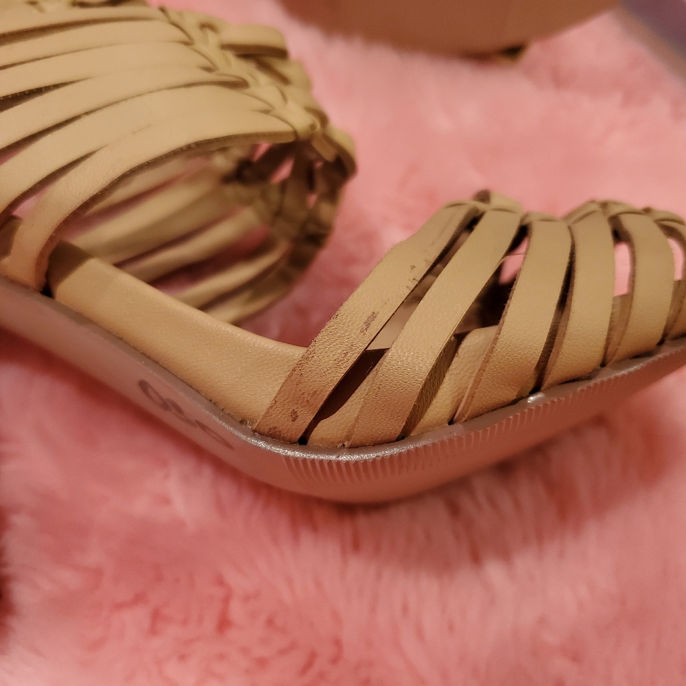 Madden Girl tan heels - Picture 15 of 16